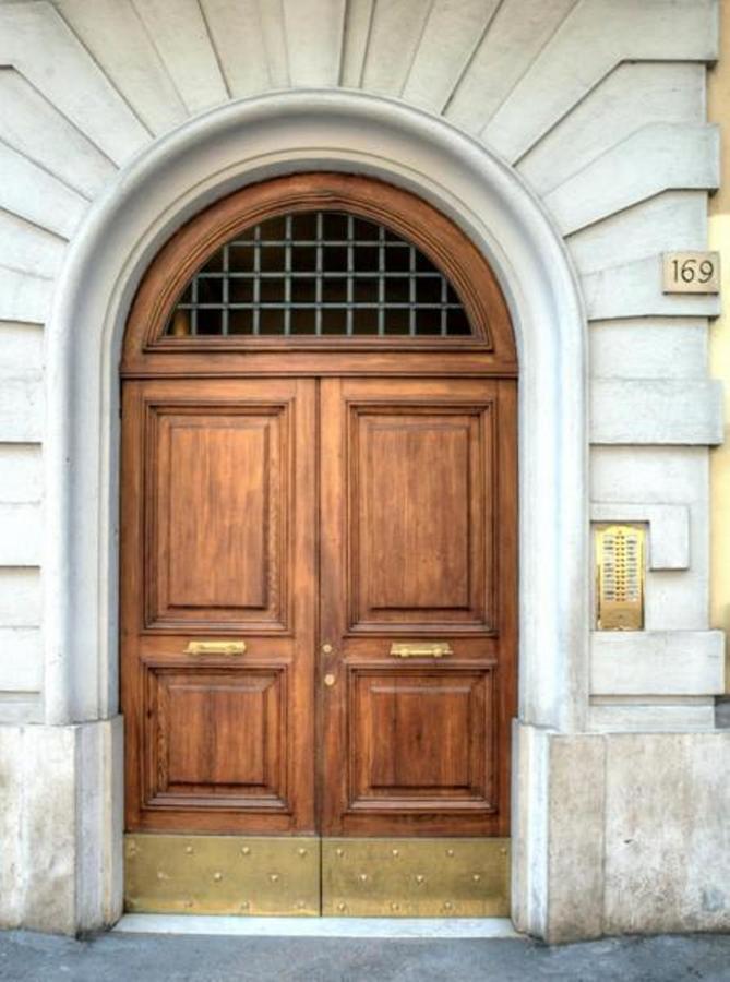 Bdb Luxury Rooms San Pietro Рим Екстериор снимка